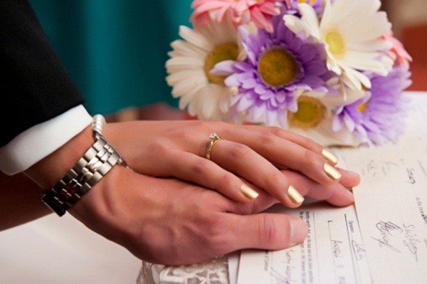 Khi đi đăng ký kết hôn với người nước ngoài cần mang những giấy tờ gì, 126/2014/NĐ-CP