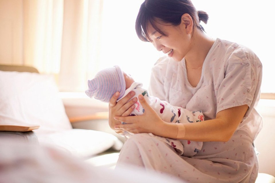 Đóng bảo hiểm xã hội bắt buộc bao lâu thì được hưởng chế độ thai sản