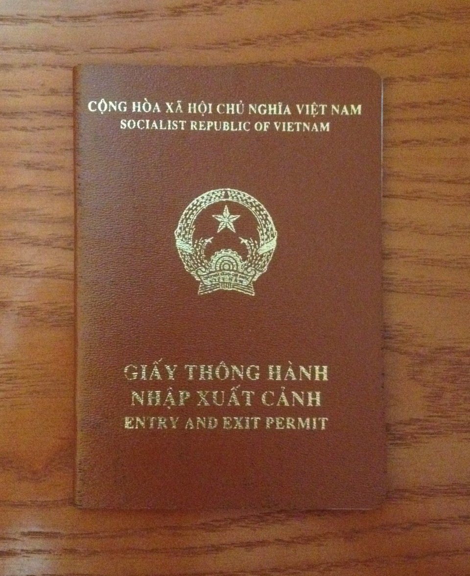 Giấy thông hành biên giới cho công dân Việt Nam sang Lào, Thông tư 41/2011/TT-BCA