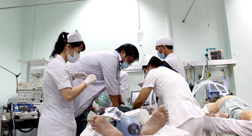 Bác sỹ gây mê - hồi sức cùng một thời điểm chịu trách nhiệm tối đa 02 bàn mổ, Thông tư 13/2012/TT-BYT 
